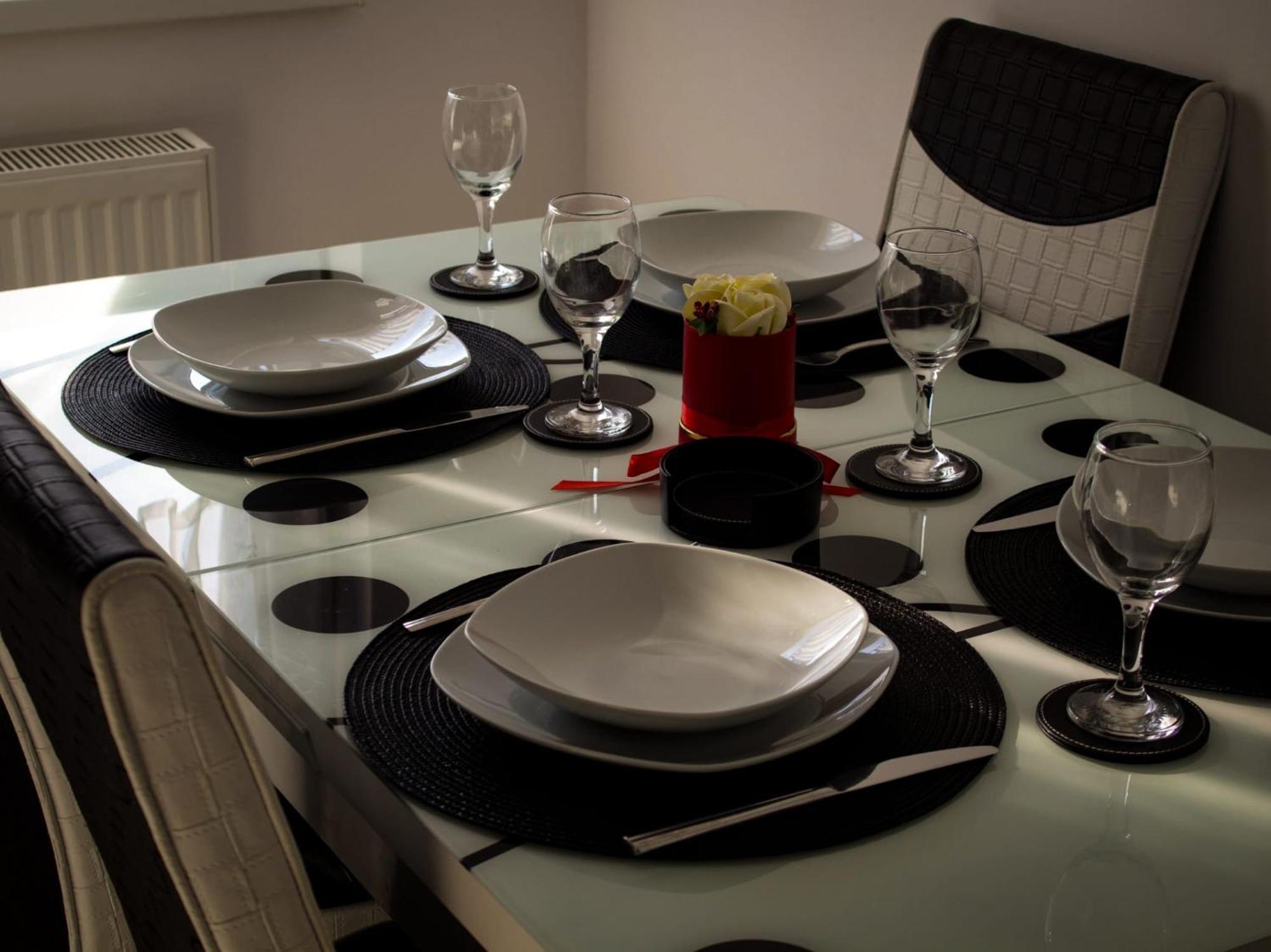Green Apartaments Zărneşti エクステリア 写真